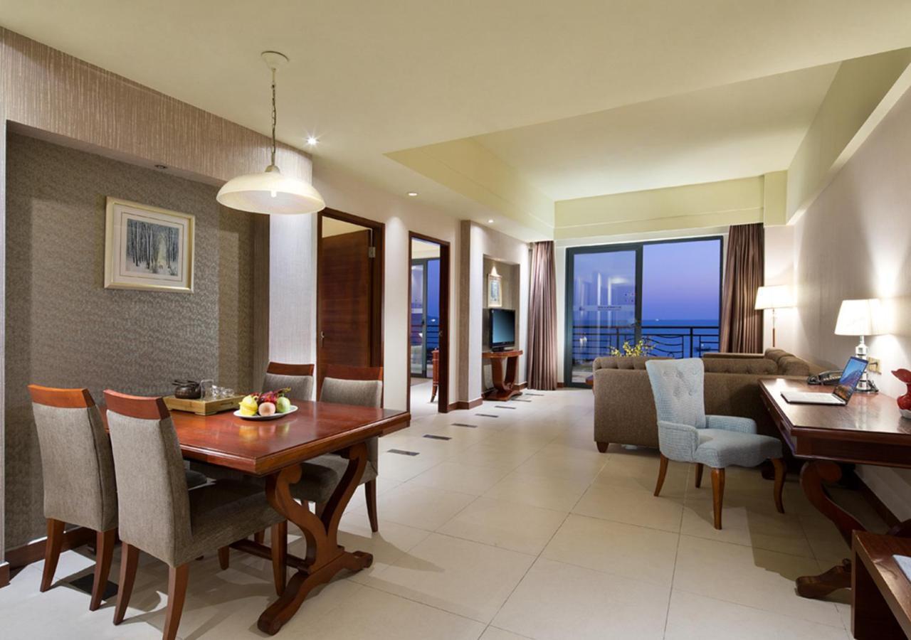 Lacosta Seaside Resort Hotel Sanya Exterior foto